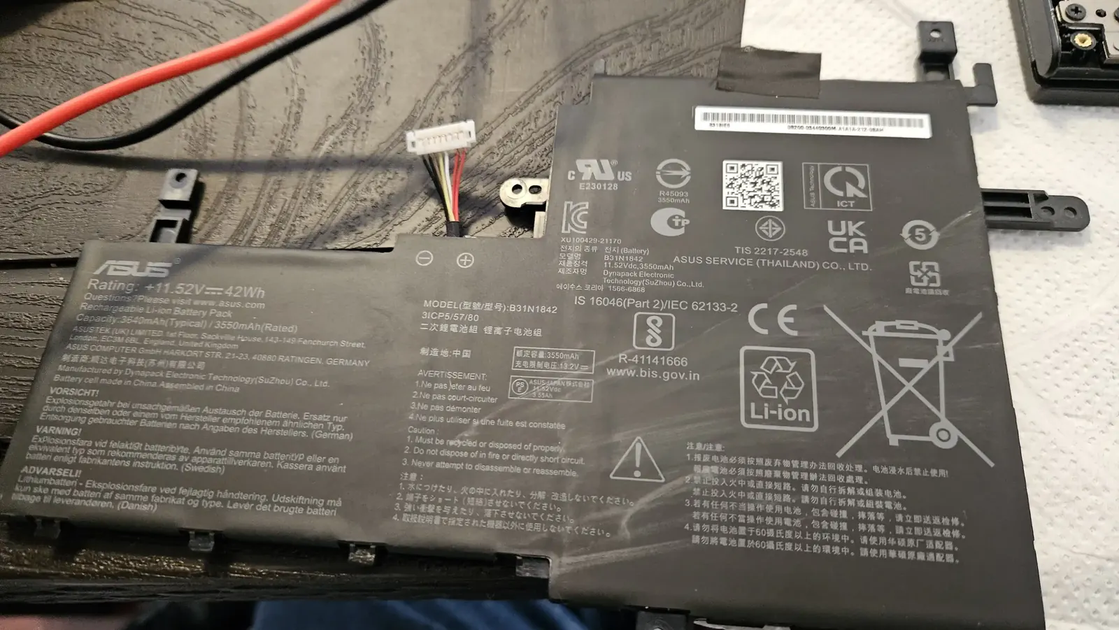 Trabajo de reparación realizado por Remain Computers